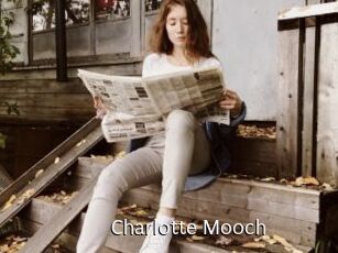 Charlotte_Mooch