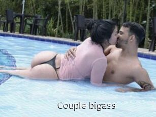 Couple_bigass