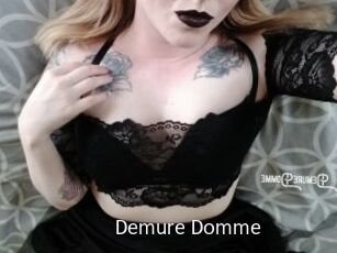 Demure_Domme