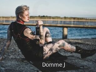 Domme_J