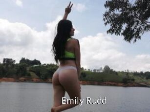 Emily_Rudd