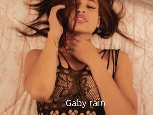 Gaby_rain