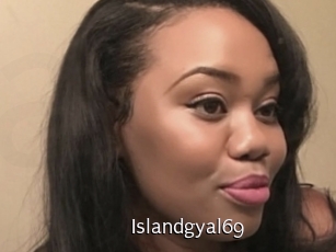 Islandgyal69