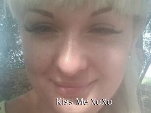 Kiss_Me_XoXo