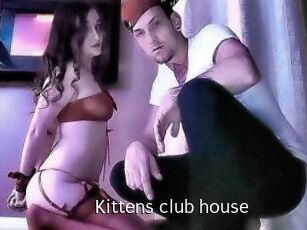 Kittens_club_house