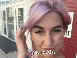 MaeHotKiss