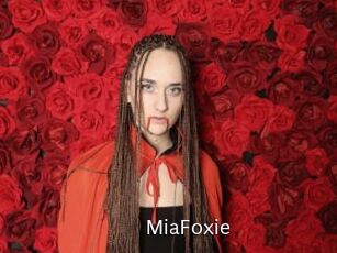 MiaFoxie