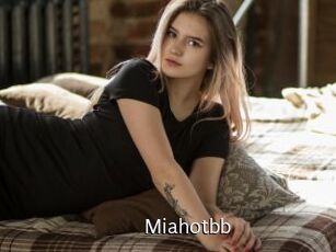 Miahotbb