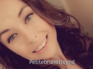 Petitebrunettegnd