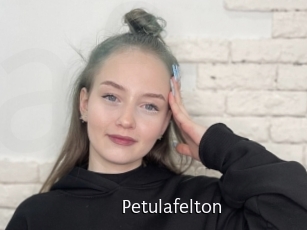 Petulafelton