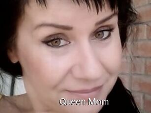 Queen_Mom