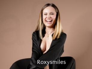 Roxysmiles